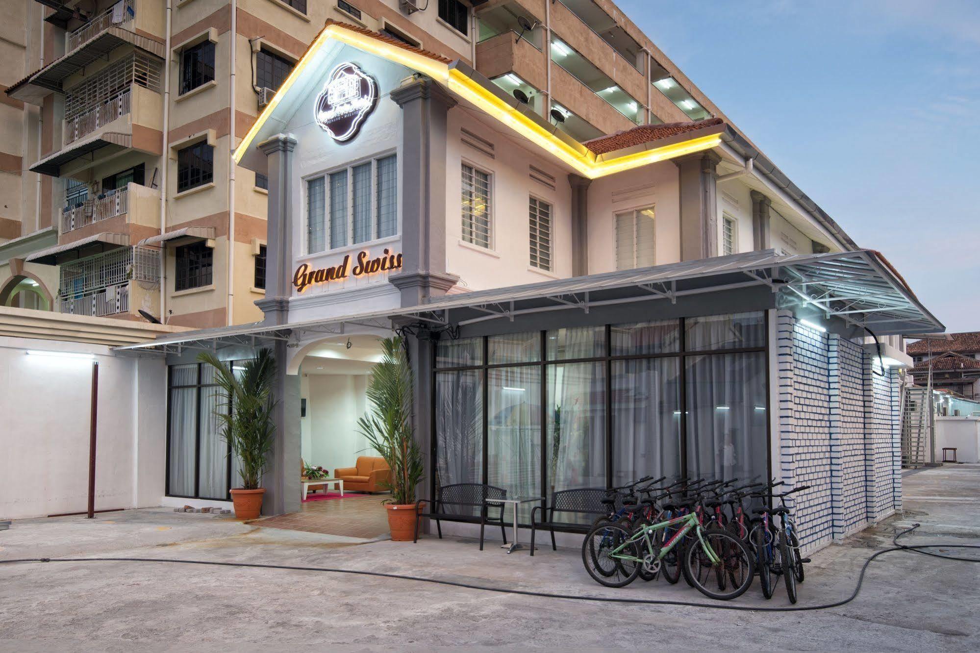 Grand Swiss Hotel George Town Exteriör bild